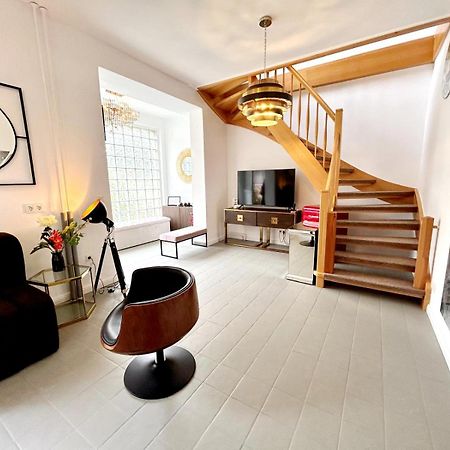 Duplex Apartment Ullstein- 4 Bedrooms, 2 Bathrooms, Living Room, 2 Parking Spaces, Boxspringbeds, Family & Business Apartment! 베를린 외부 사진